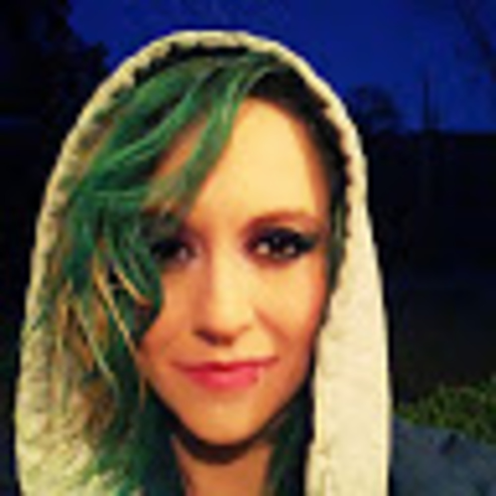 Meet your Posher, Christina